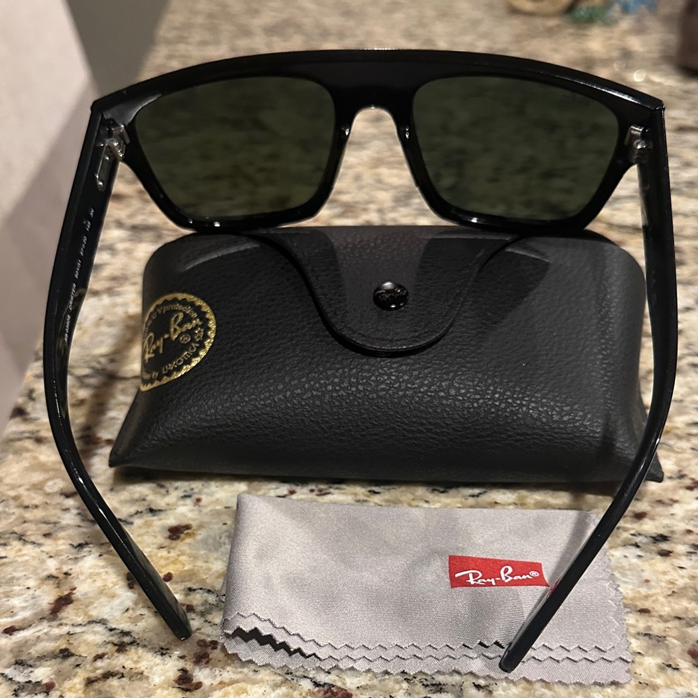 Ray-Ban Black Sunglasses with Case and Cloth - Picture 4 of 6